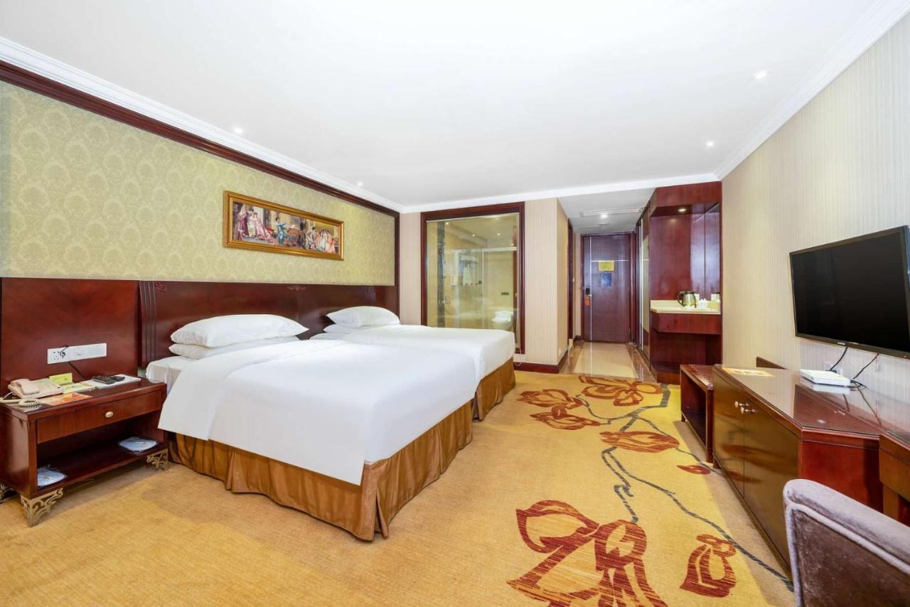Vienna Hotel Dongguan Houjie Exhibition Center Exterior photo