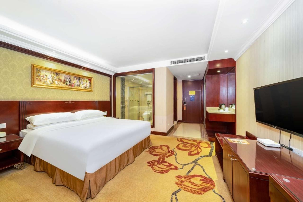 Vienna Hotel Dongguan Houjie Exhibition Center Exterior photo