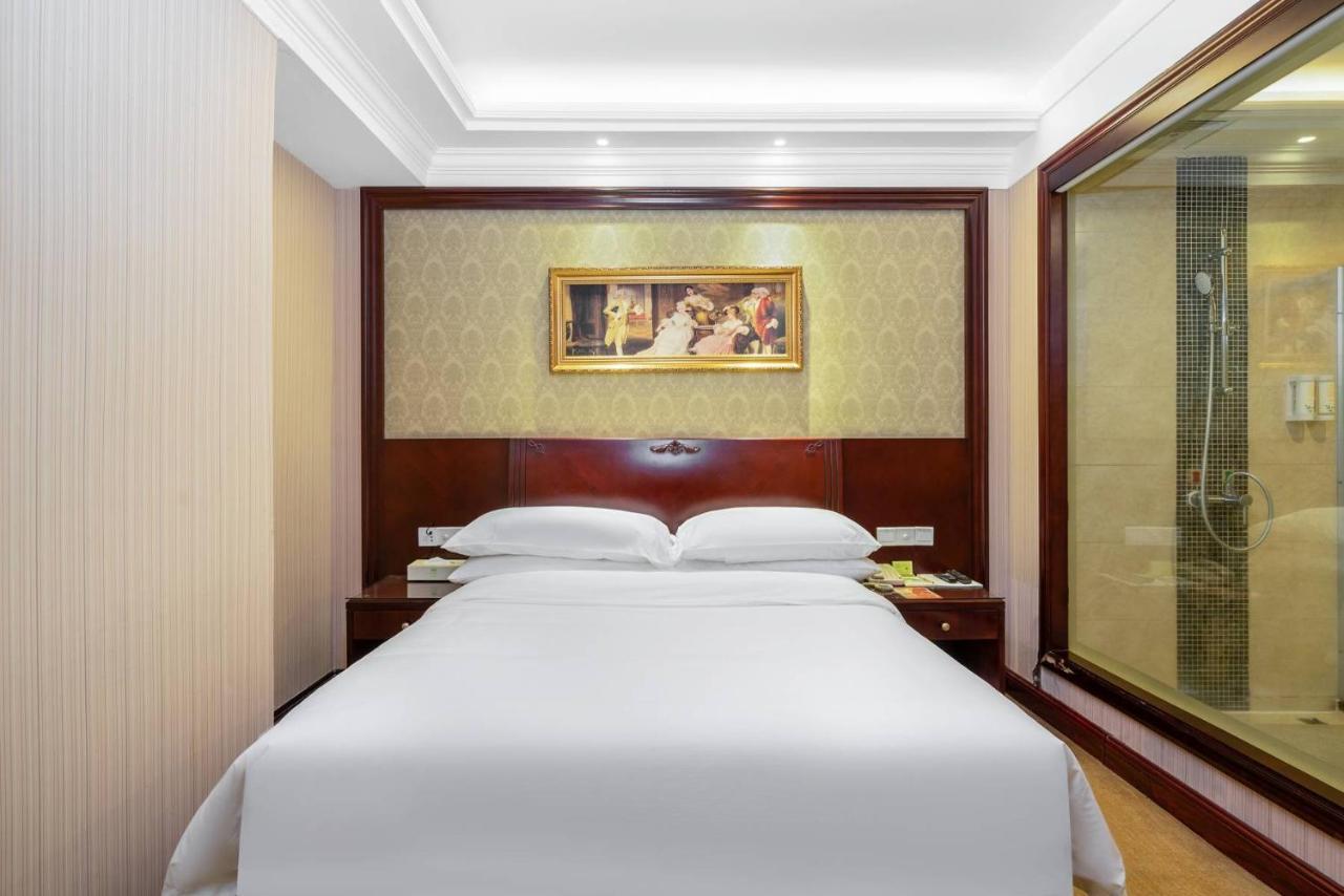 Vienna Hotel Dongguan Houjie Exhibition Center Exterior photo
